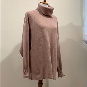 Beautiful dusty pink Free People tunic turtleneck